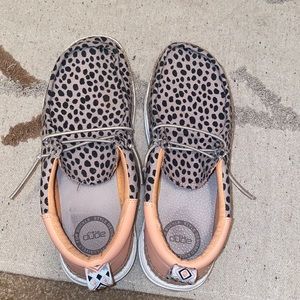 Hey Dude Wally Women Cheetah Beige